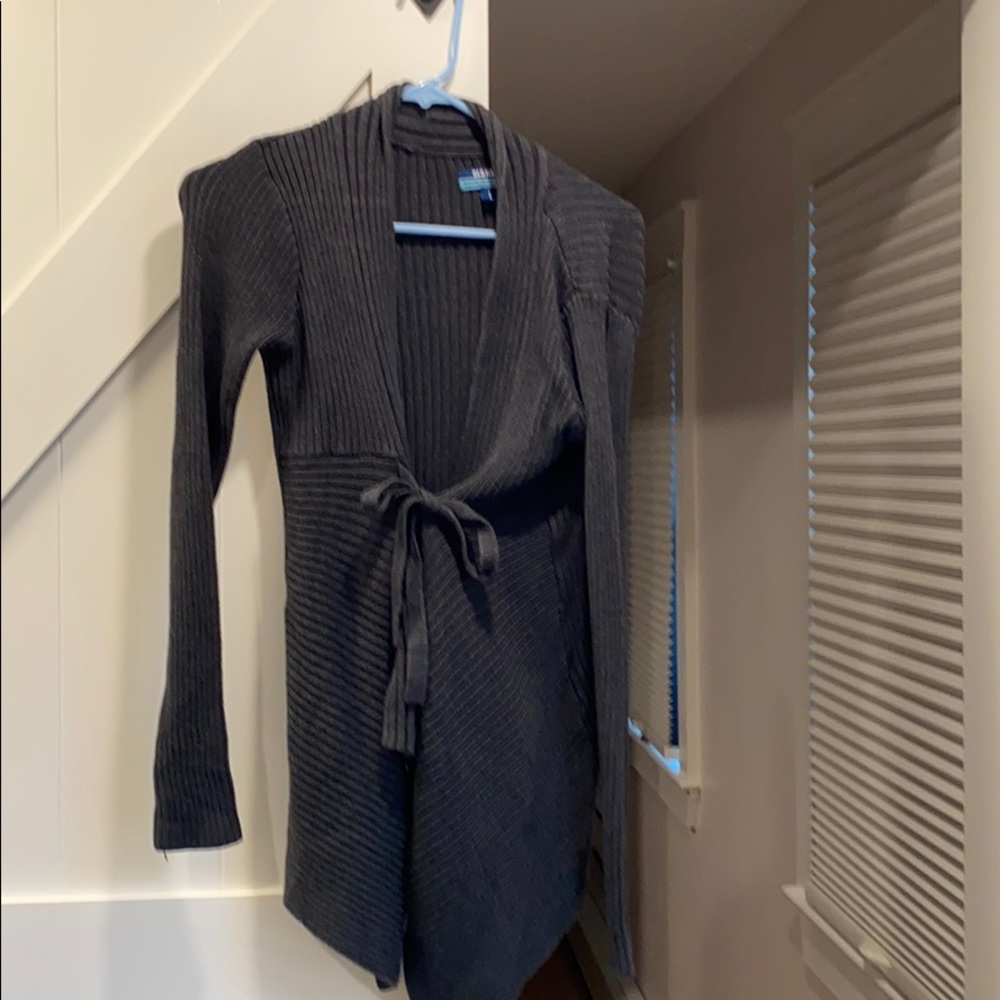 Maternity cardigan
